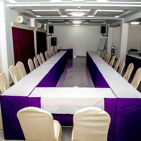 Hotel Les Orchidees كوتونو المظهر الخارجي الصورة